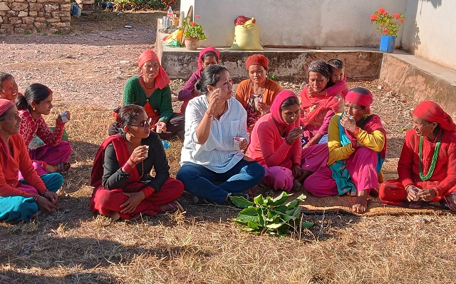 Interaction with women group of Tare pahara